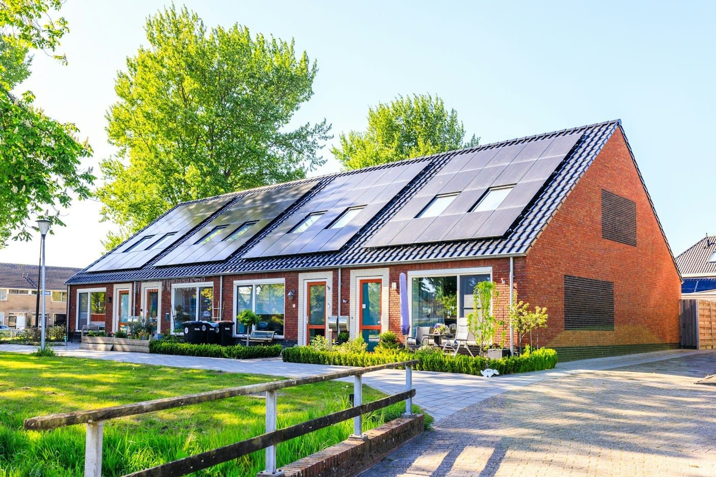 Casas geminadas com energia solar (foto ilustrativa)