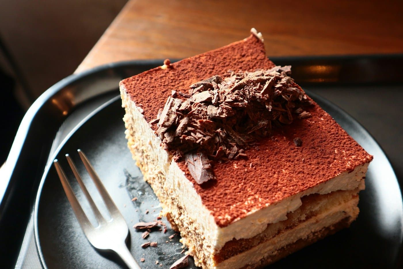 Tiramisù com raspas de chocolate (foto ilustrativa)